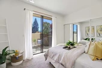 1B1B Condo with Water View 2