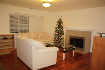 Furnished room with private half bathroom available in Menlo Park 1