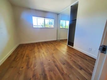 Stanford附近2b2b中的主卧招租 2