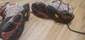 Merrell moab waterproof womens hiking shoes size 7.5 2