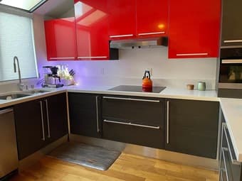 2 bedroom 2.5 baths condo for rent. <1 mile from Stanford 1