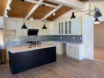 Sunny 1-bedroom with pool near Midtown Palo Alto 3