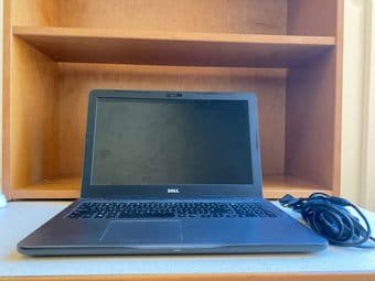 Dell Inspiron 15 5567 16GB RAM, 1TB HDD, IntelCore i7, 15.6" FOR PARTS 1