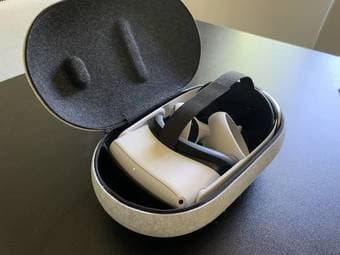VR headset Quest 2 128 GB with Elite Strap and official carrying case 1