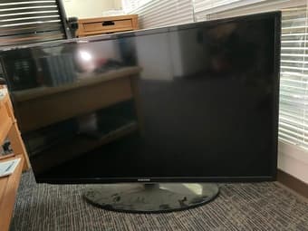 Like new 40in Samsung TV 2
