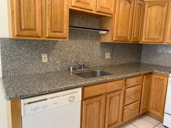 Room available in 2bd/1ba for $1300 1