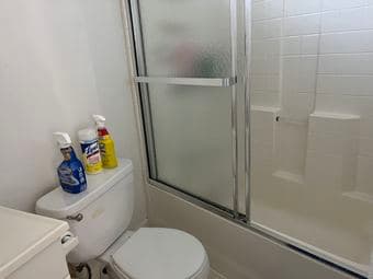 A bigger furnished room with own bath is available on Oct.1st 2