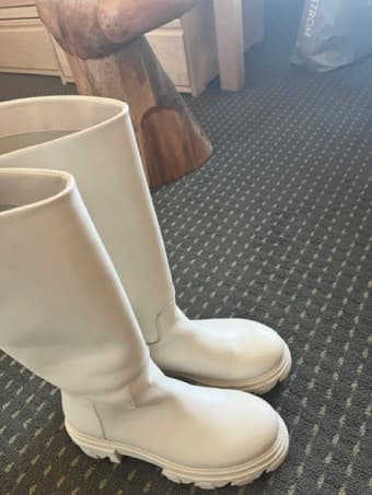 Steve Madden - White Boots - Women - Size 9 2
