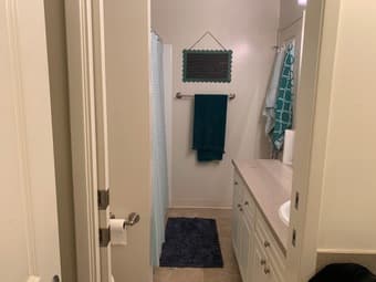 Roommate needed in 2 bedroom/1.5 bathroom in Mountain View 3