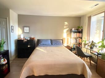 Renovated and fully furnished 1 bedroom apartment in a quiet community 1