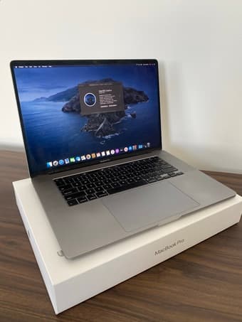 MacBook Pro 16" 2019 - Space Gray (AppleCare+ & 2 free chargers) 1