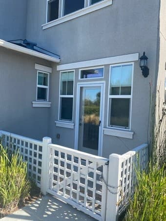 1b1b suite at Fremont, price all included 1