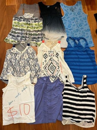 Women's tops, size S/M 4