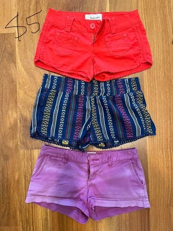 Women's shorts, size 1-3 1