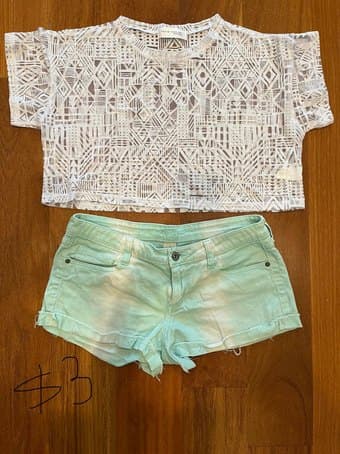 Women's shorts and crop top 1