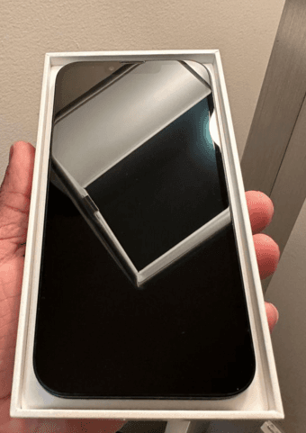 iPhone 13 128GB Midnight - AppleCare+ Theft & Loss 1