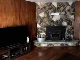 One bedroom in 3 Bedroom 2 Bathroom apartment Redwood City 2