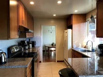 One bedroom in 3 Bedroom 2 Bathroom apartment Redwood City 4