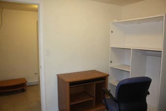 Furnished room available in Menlo Park near Facebook campus 1