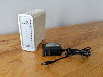 cable modem ARRIS Surfboard SB6183 1
