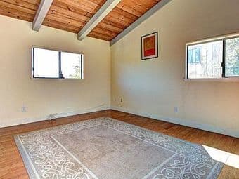 Spacious Room Available in San Carlos Hillside $1,100/month 1