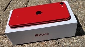 LIKE-NEW iPhone SE 2020 RED 128GB 1