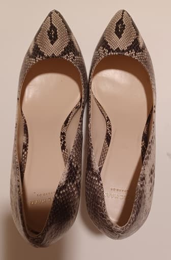 Women shoes, size 7, high hell 3