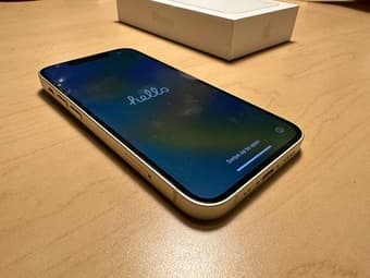 iPhone 13 Mini (White) — 128 gb Used 4