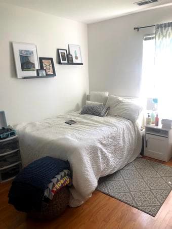 Room for rent w/shared bath at Menlo Park house 3