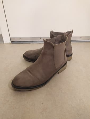 HOTIC Suede Woman's Chelsea Boots 1