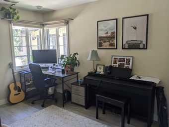 Sunny Bedroom in Palo Alto House Starting January 1 3