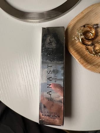 Brand new Anastasia Beverly Hills foundation 365C 3