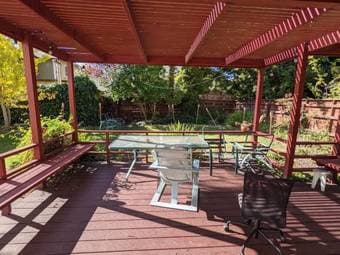 Large bedroom in Palo Alto Home for Dec. 1 (palo alto) 4