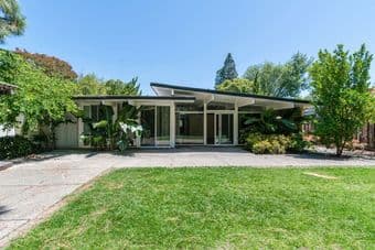 Bedroom in a Shared House in Palo Alto 2