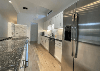 Private Room in Beautiful Palo Alto Home starting Jan. 1st 1