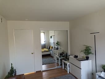 Quiet room in central Palo Alto 2