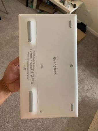 Logitech Wireless Solar Kebyoard K760 for Mac/iPad/iPhone 2