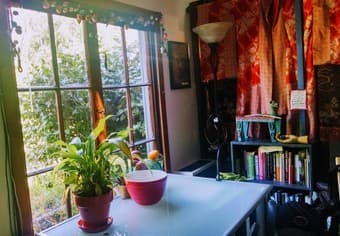 Small and lovely 1906 Berkeley garden cottage available Jan. 1 3