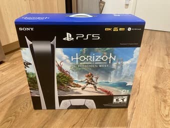 PlayStation 5 Digital Edition w/ Horizon Forbidden West 1