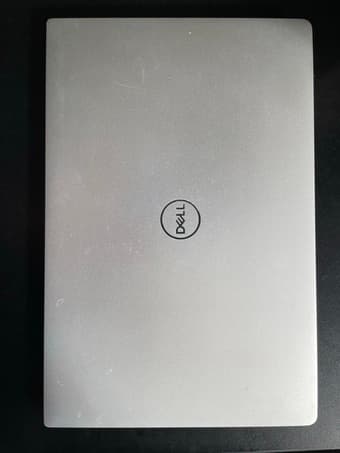 Dell XPS 13 9370 Laptop (i7-8550U, 16GB RAM, 512GB Storage, Touch 4K) 1