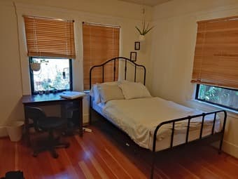 Room sublet 12/12/22 to 01/12/23, 900 USD 1