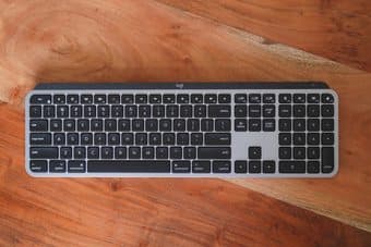 Logitech MX Keys keyboard for Mac (very good condition) 1