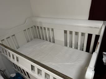 Large wood white baby crib - free 2