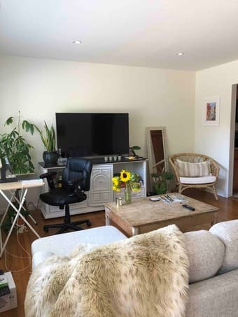 Spacious 1bd Menlo Park apt w/ parking space Jan - June [unfurnished] 3