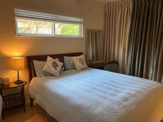 Private furnished Master BR in lovely Stanford SFH 3