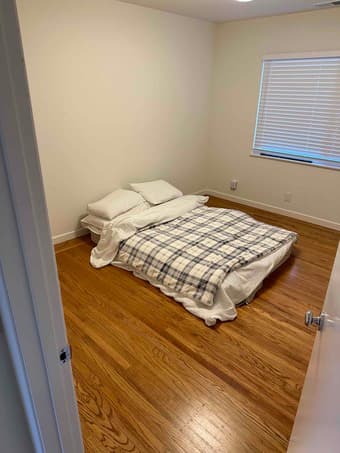 Spacious 1bd Menlo Park apt w/ parking space Jan - June [unfurnished] 3