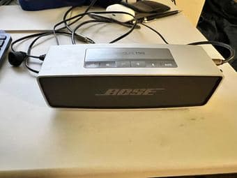 Bose SoundLink Mini Bluetooth Speaker 1