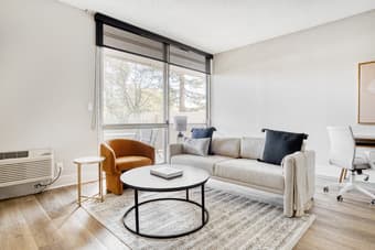 Co-renting a lovely 2 bedroom 2 bath furnished apartment in palo alto 1