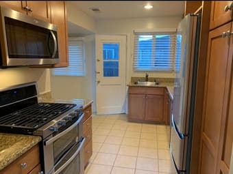 Spacious 1bd Menlo Park apt w/ parking space [unfurnished] 3