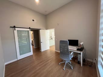 Bedroom w/ Ensuite in New & Spacious Apartment 4